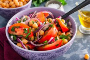 Ensalada de garbanzos con hortalizas