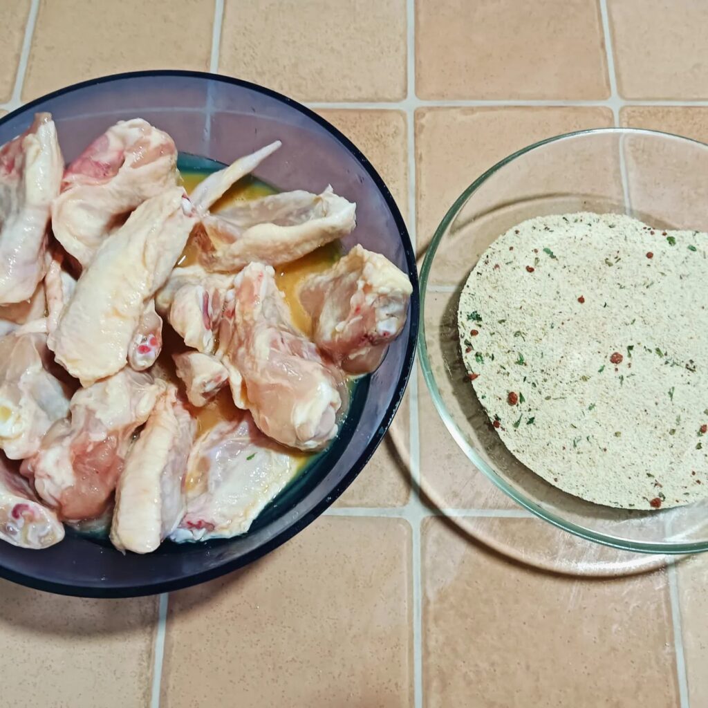Alitas de pollo en freidora de aire cecotec
