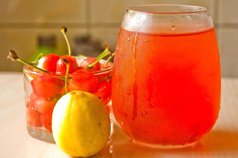 Granadina con alcohol y granadina sin alcohol