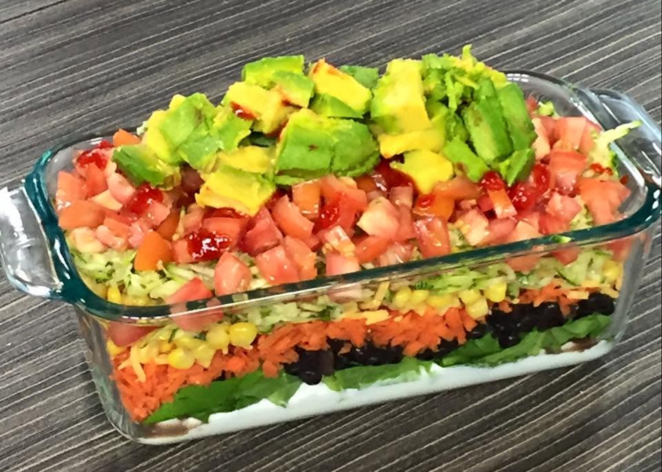 Receta de Cielito Lindo: el dip de capas que triunfa en todas las fiestas